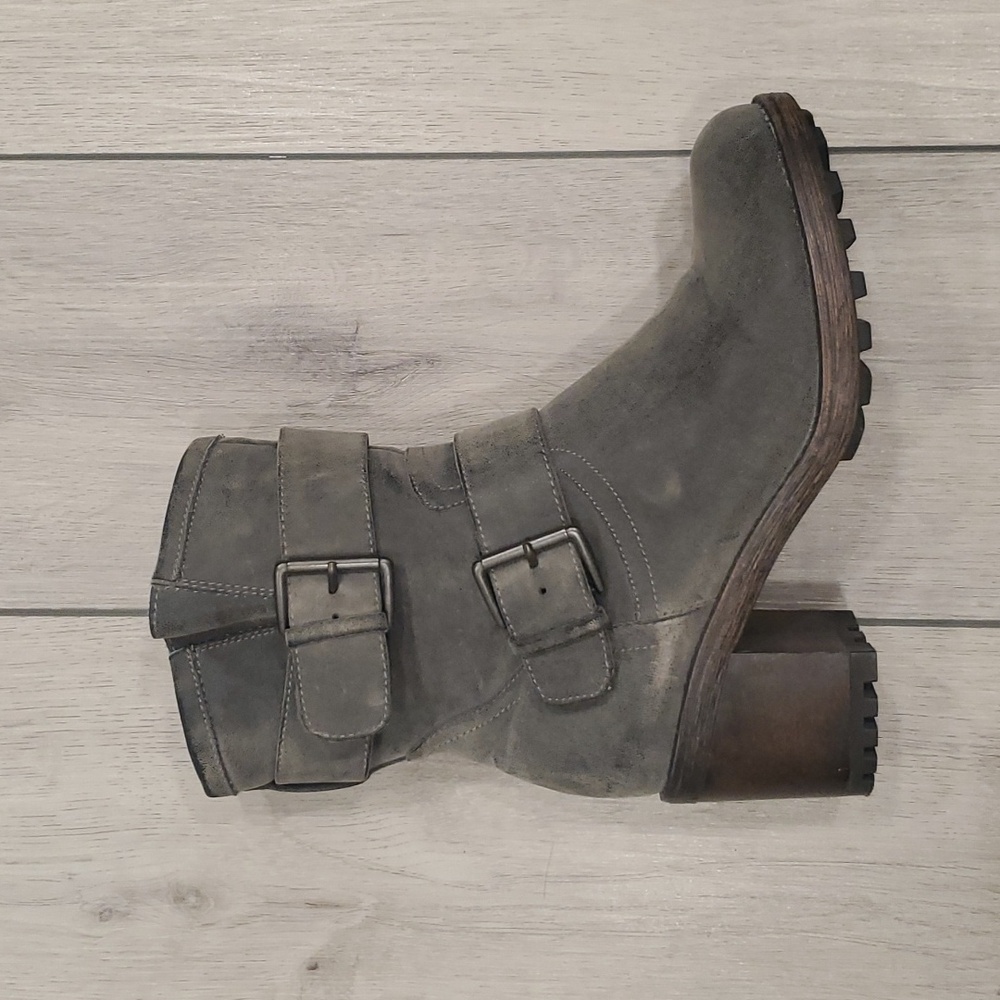 Sonoma Gray Suede Boots